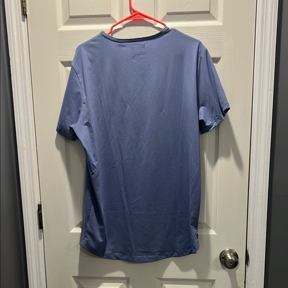 Cuts Men’s Blue Short Sleeve Tee Never worn - Picture 3 of 3